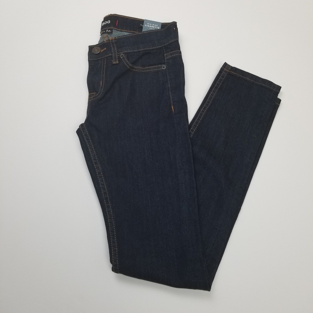 BDG Mid Rise Cigarette Ankle Jeans